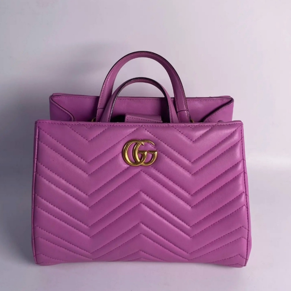 Beautiful gucci purse